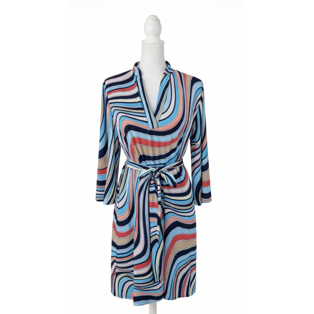 Women's Multi-Color Wave Print Wrap Dress